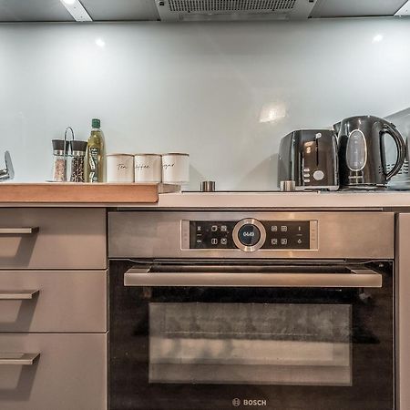 Spacious & Cosy Studio Flat In The Heart Of Edinburgh City Centre Edimburgo Exterior foto