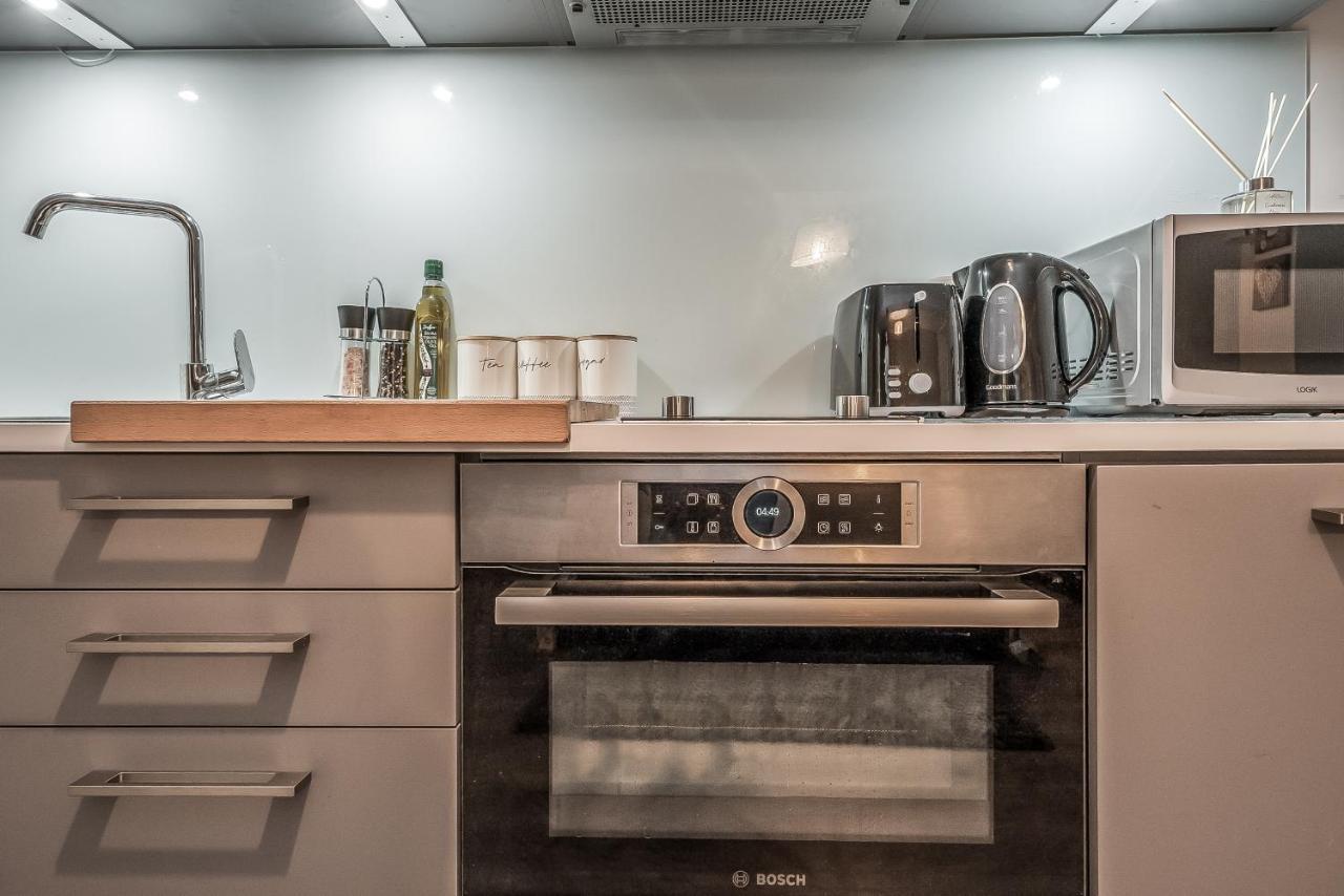 Spacious & Cosy Studio Flat In The Heart Of Edinburgh City Centre Edimburgo Exterior foto