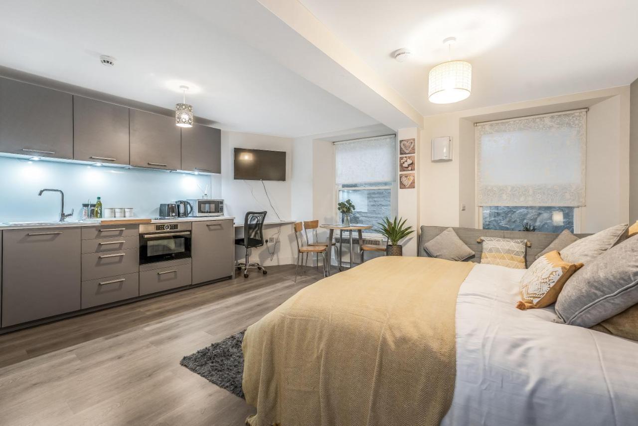 Spacious & Cosy Studio Flat In The Heart Of Edinburgh City Centre Edimburgo Exterior foto