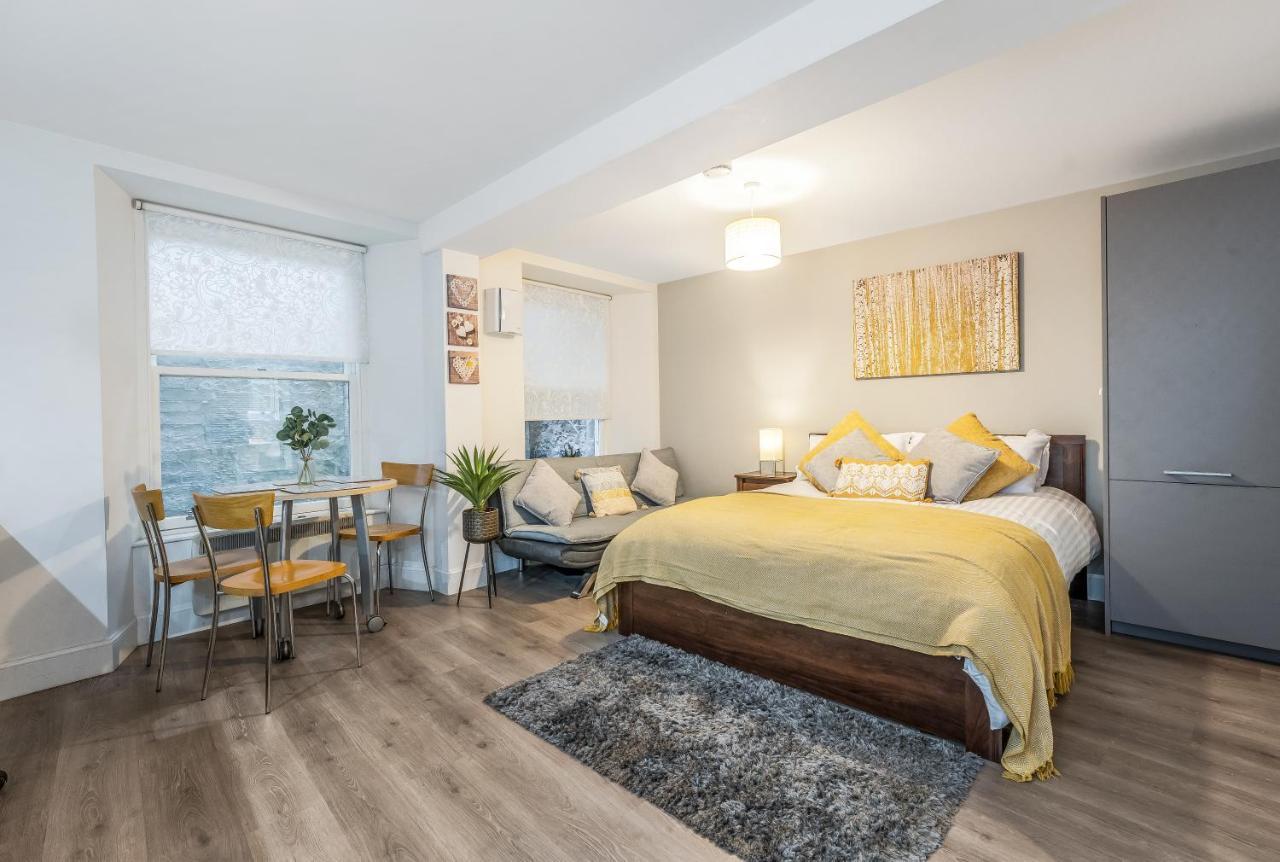 Spacious & Cosy Studio Flat In The Heart Of Edinburgh City Centre Edimburgo Exterior foto